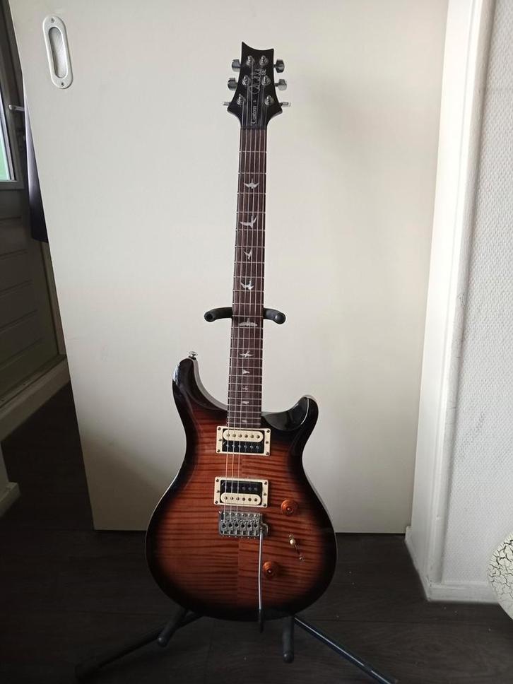 PRS SE Custom - Prachtige Gitaar! Met officiele prs gigbag 6, Muziek en Instrumenten, Snaarinstrumenten | Gitaren | Elektrisch