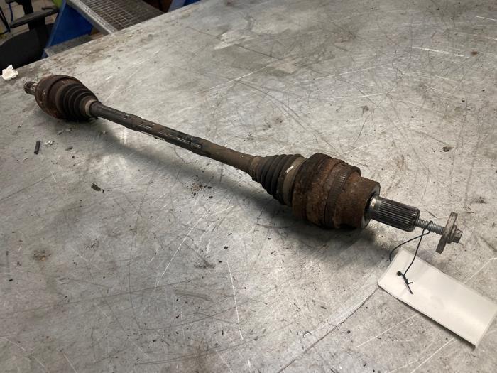 Aandrijfas links-achter van een Volvo XC70, Auto-onderdelen, Remmen en Aandrijving, Volvo, Gebruikt, 3 maanden garantie, Ophalen of Verzenden