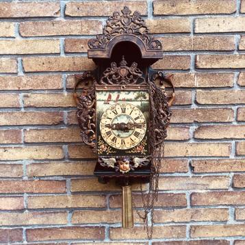 Friese stoeltje klok beschikbaar voor biedingen