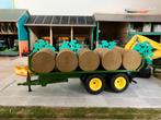 balenwagen met 15 balen siku 1:32, Hobby en Vrije tijd, Ophalen of Verzenden, Zo goed als nieuw, Tractor of Landbouw, SIKU