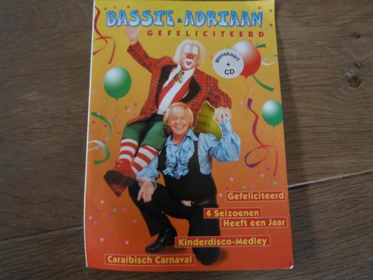 A5 formaat Bassie & Adriaan wenskaart met CD uit 1997, Verzamelen, Muziek, Artiesten en Beroemdheden, Nieuw, Cd of Plaat, Verzenden