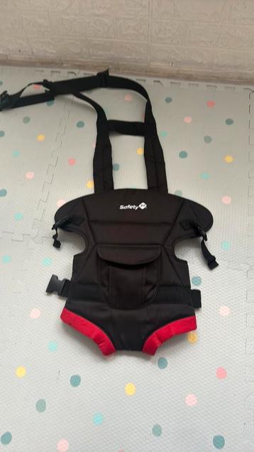 Babydrager beschikbaar voor biedingen