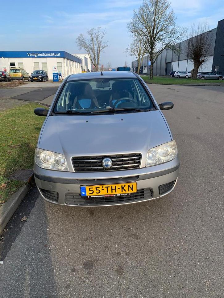Fiat Punto 1.2 5DR 2006 Grijs, Auto's, Fiat, Particulier, Punto, Benzine, B, Hatchback, Handgeschakeld, Origineel Nederlands, Zilver of Grijs