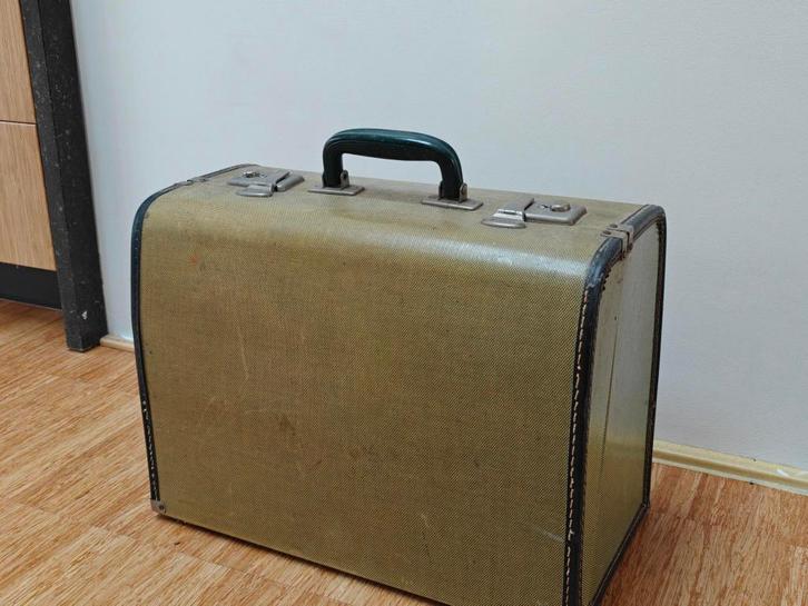 husqvarna naaimachine CL21A, Hobby en Vrije tijd, Naaimachines en Toebehoren, Gebruikt, Naaimachine, Husqvarna, Ophalen