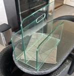 Zwaar glazen tijdschriftenhouder / boekenhouder, Huis en Inrichting, Woonaccessoires | Krantenbakken en Lectuurbakken, Ophalen