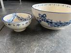 Saladeschaal & Kom - 'Blue Garland' uit de Sia Collectie, Porselein of Keramiek, Schaal, Rond, Ophalen of Verzenden