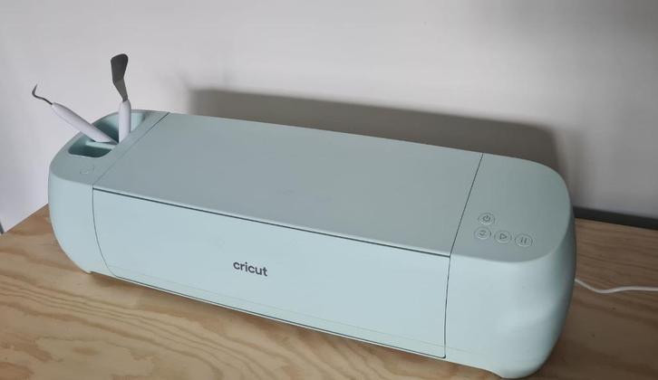 Cricut Explore 3 zo goed als nieuw (in originele doos), Hobby en Vrije tijd, Knutselen, Zo goed als nieuw, Gereedschap of Toebehoren