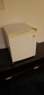 Kleine Daewoo Koelkast - Compact en Handig!, Ophalen, Gebruikt, Minder dan 75 liter, Met vriesvak