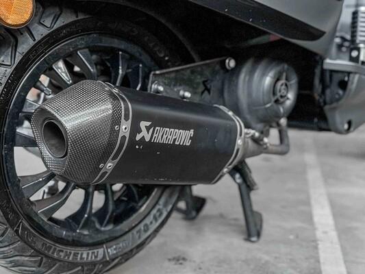 Akrapovic Vespa Sprint / Primavera E5, Fietsen en Brommers, Brommers | Tuning en Styling, Zo goed als nieuw, Ophalen of Verzenden