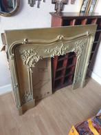 Antieke bronzen schouw met prachtig frans beslag., Ophalen