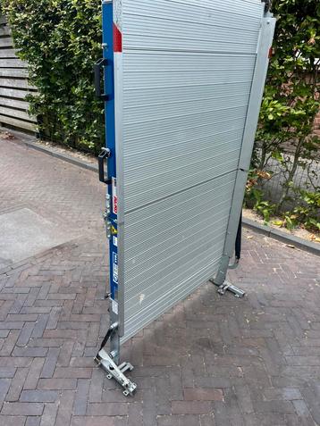 Oprijplaat bestelwagen  wm systeem beschikbaar voor biedingen