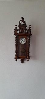 Antieke Wandklok met Paard, Antiek en Kunst, Antiek | Klokken, Ophalen of Verzenden