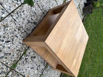 Salontafel 70 x 70 cm beschikbaar voor biedingen