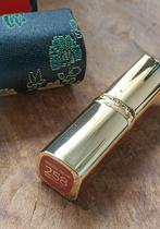 Nieuwe lipstick L'Oréal Color Riche incl. lipstick houder, Lippen, Nieuw, Ophalen of Verzenden, Make-up