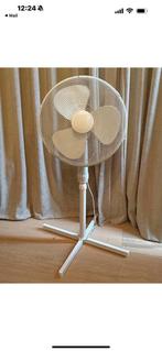 3 speed floor fan, Witgoed en Apparatuur, Ventilatoren, Ophalen, Gebruikt, Vloerventilator