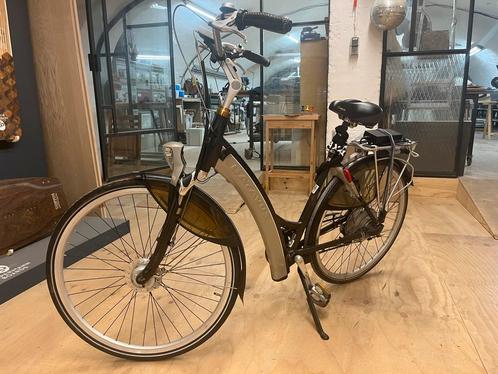 Batavus padova easy royal 50 inch met defecte Accu, Fietsen en Brommers, Elektrische fietsen, Gebruikt, Batavus, Minder dan 30 km per accu