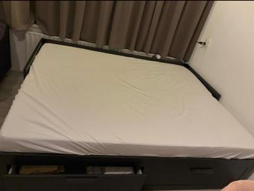 IKEA bedframe incl matras - afbeelding 1
