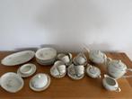 servies high tea (ruim 50 jaar oud), Antiek en Kunst, Antiek | Servies compleet, Ophalen of Verzenden