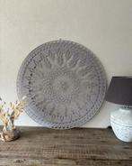 Prachtige zelfgehaakte mandala. Kleur grijs en 80 cm groot., Huis en Inrichting, Ophalen of Verzenden, Nieuw