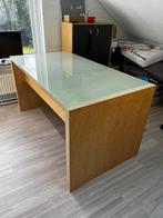 IKEA bureau met glasplaat, Huis en Inrichting, Bureaus, Gebruikt, Ophalen, Bureau
