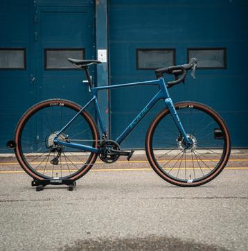 Isaac Kaon Blauw GRX 12 sp NIEUW Carbon Gravelbike beschikbaar voor biedingen