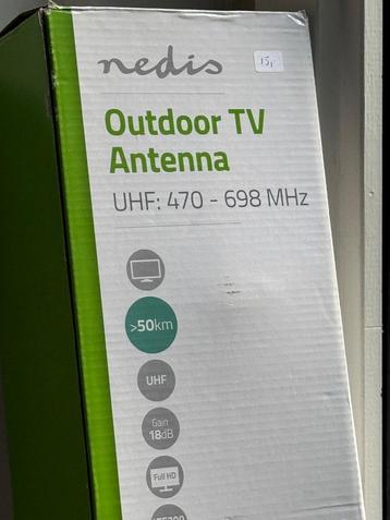 TV Antenna UHF beschikbaar voor biedingen