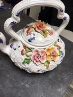 Leuke porseleinen theepot, Antiek en Kunst, Ophalen of Verzenden