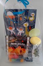 Traktatie ruimte,stickers,alien,waterboon+snoepje 1.25, Hobby en Vrije tijd, Feestartikelen, Ophalen of Verzenden, Nieuw, Feestartikel