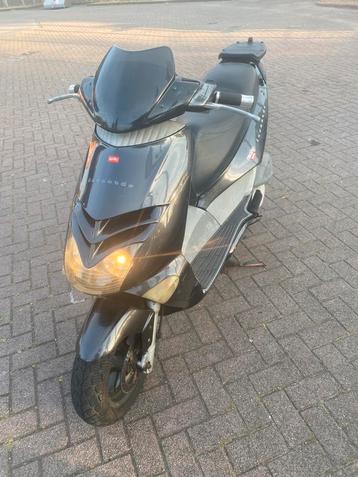 Aprilia leonardo 250 - duits - 250cc 4 takt beschikbaar voor biedingen