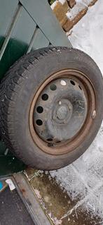 Aangeboden; Set 175/65 R14 82T Winterbanden op stalen velgen, Ophalen, 14 inch, Gebruikt, 175 mm