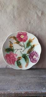 Fraai antiek Frans bordje barbotine bloemen, Ophalen of Verzenden