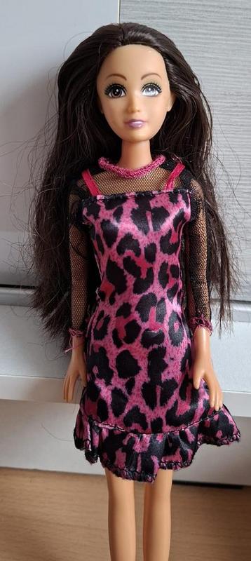 Chloe Girlz Barbiepop Modepop met panterjurk Barbie pop beschikbaar voor biedingen