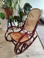 Antieke schommelstoel in stijl van bentwood thonet, Antiek en Kunst, Antiek | Meubels | Stoelen en Banken, Ophalen