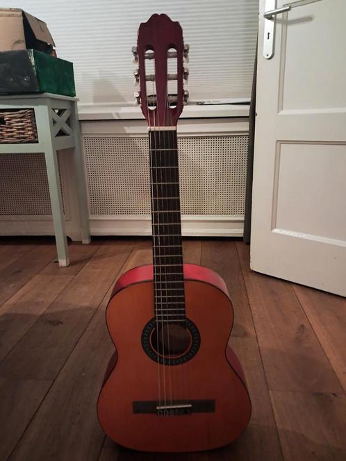 Startone gitaar, Muziek en Instrumenten, Snaarinstrumenten | Gitaren | Akoestisch, Klassieke of Spaanse gitaar, Ophalen