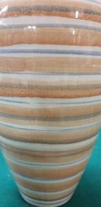 -	Bloempot gestreept, oranje blauw grijs wit, Ophalen of Verzenden, 'T Olde Gre-j, Info@toldegrej.nl, Endepoelstraat 20f Didam