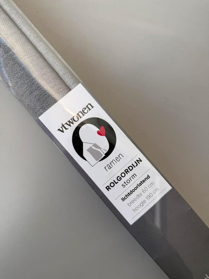 Grijs Rolgordijn VTWonen “storm”, Huis en Inrichting, Stoffering | Gordijnen en Lamellen, Nieuw, 150 tot 200 cm, 50 tot 100 cm