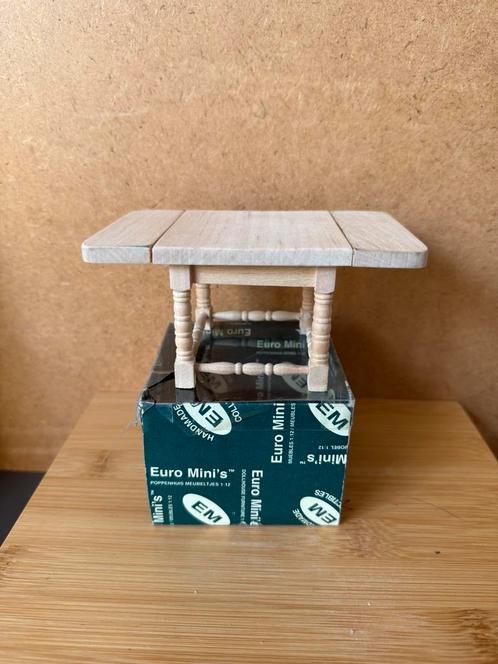 Tafel inklapbaar - hxbxd 6x12.5x8 - blank hout, Verzamelen, Poppenhuizen en Toebehoren, Zo goed als nieuw, Poppenhuis, Ophalen of Verzenden