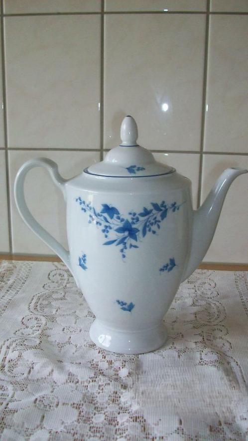 Sierlijke koffiekan, Bavaria Eschenbach, Antiek en Kunst, Antiek | Servies los, Ophalen of Verzenden