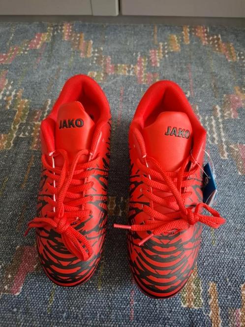 Jako voetbalschoenen, Sport en Fitness, Voetbal, Zo goed als nieuw, Schoenen, Ophalen