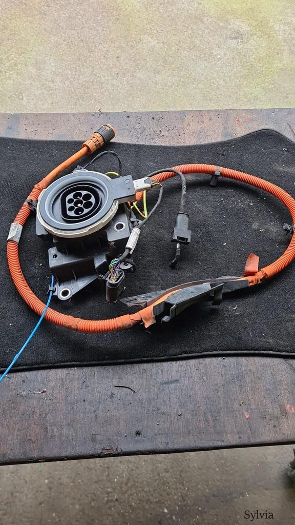 Hybride hoogvolt kabel oplaad aansluiting BMW F30 330e 61126, Auto-onderdelen, Elektronica en Kabels, Gebruikt, Ophalen of Verzenden