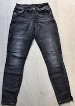 Zwarte spijkerbroek jeans (maat 27) van Amisu, Zwart, Ophalen of Verzenden, Zo goed als nieuw, W28 - W29 (confectie 36)