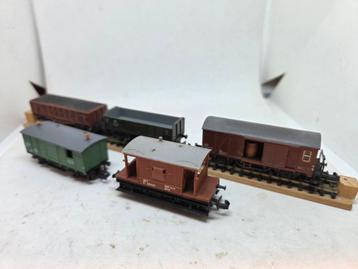 Diverse modeltrein wagons - 5 stuks beschikbaar voor biedingen