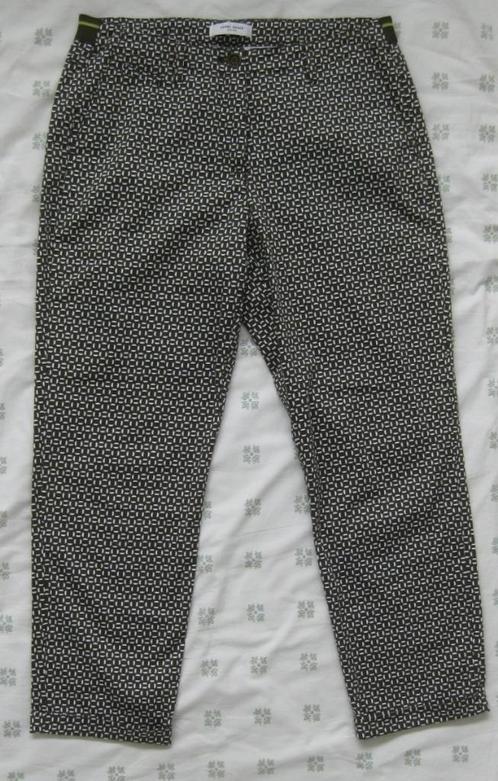 Gerry Weber edition groene broek met patroon chino 7/8 mt 40, Kleding | Dames, Broeken en Pantalons, Zo goed als nieuw, Maat 38/40 (M)