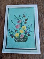 Mooi borduurpakket van een bloemenmandje, wel iets aan be, Hobby en Vrije tijd, Ophalen of Verzenden, Gebruikt, Handborduren, Borduurpakket
