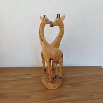 Beeld giraffen beschikbaar voor biedingen