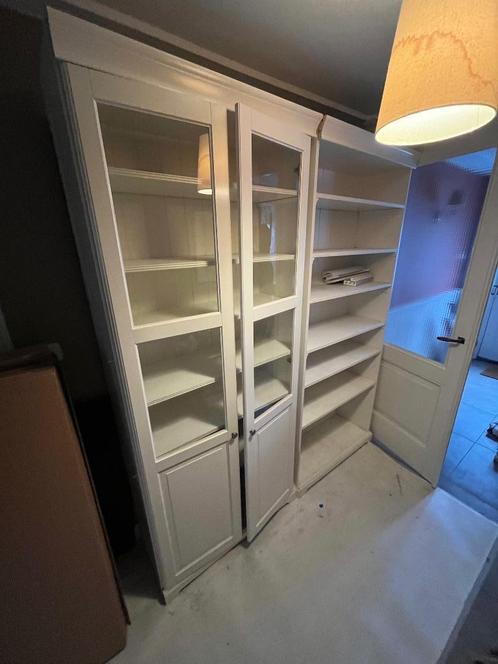 IKEA Liatorp - Vitrine en Boekenkast, Huis en Inrichting, Kasten | Vitrinekasten, Zo goed als nieuw, 200 cm of meer, 50 tot 100 cm