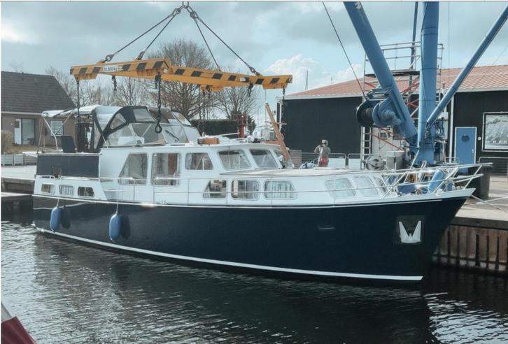 Woonboot / Motorkruiser. Direct wonen ! 13,9m verfwerk 2025, Watersport en Boten, Motorboten en Motorjachten, Gebruikt, Staal