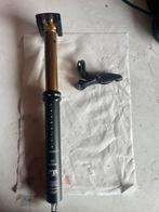 Fox transfer dropperpost met squidlock remote, Fietsen en Brommers, Fietsonderdelen, Zo goed als nieuw, Fox, Zadel, Mountainbike