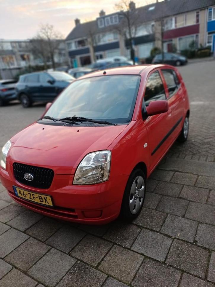 Kia Picanto Picanto 1.0 Light | ROOD | 2008 | NIEUWE APK, Auto's, Kia, Particulier, Picanto, Airbags, Boordcomputer, Metallic lak