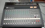 Yamaha EMX2300 Powered Mixer incl flightcase, Ophalen, Gebruikt, 10 tot 20 kanalen